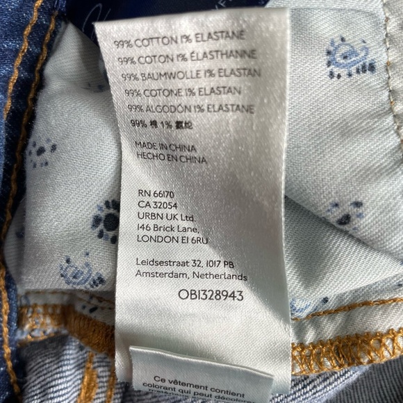 Pilcro Slim Boyfriend Mid-Rise Distressed Blue Denim Jeans in Size 28 - Picture 11 of 12